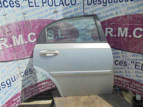 Foto 1ª: Puerta Trasera Derecha Daewoo Lacetti SE 95CV 70KW [F14D3] (2004)