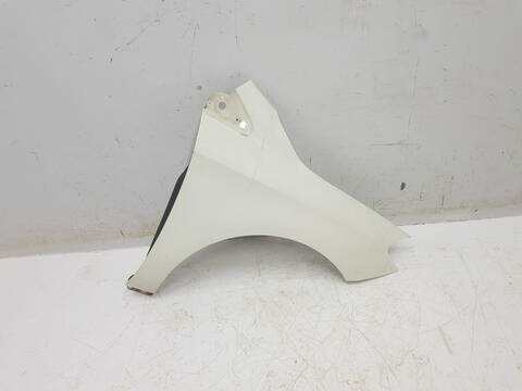 Aleta Delantera Derecha Mercedes Clase B 150 B 180 CDI 246.212)