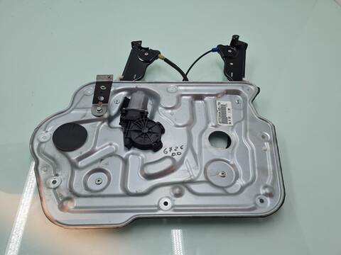Elevalunas Eléctrico Delantero Derecho Nissan Qashqai ACENTA 4X4 131CV 96KW