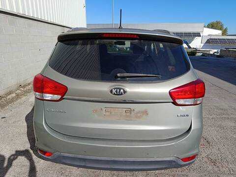 Portón Kia Carens D4FD