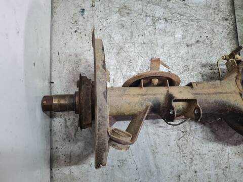 Foto 2ª: Puente Trasero Land Rover Defender 110 SE FAMILIAR 122CV 90KW [15P] (2004)