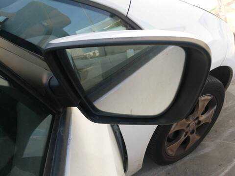 Retrovisor Derecho Kia Venga D4FB