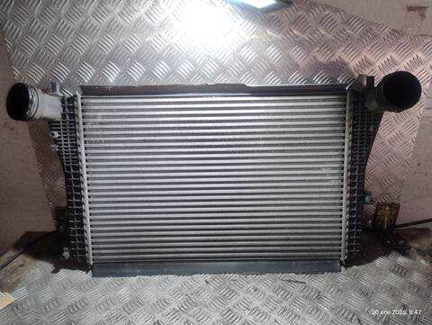 Intercooler Volkswagen Passat BKP BERLINA