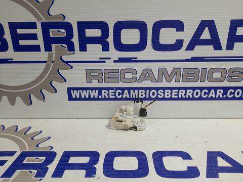 Cerradura Puerta Trasera Izquierda Fiat Doblo 1.3 16V M-JET CAT 95CV 70KW