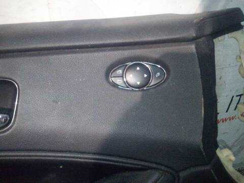 Foto 3ª: Tapizados Cartoneras Mercedes Clase C 160 350 219.356) 272CV 200KW [272964] (2004)