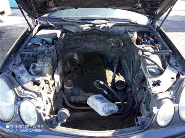 Foto 3ª: Capot Mercedes Clase E 180 2.2 E 220 CDI (211.006) [2.2 LTR. - 110 KW CDI CAT] [OM 646.961]