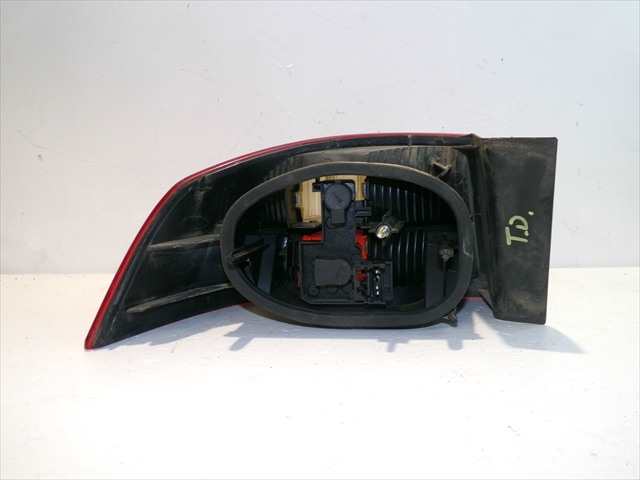 Foto 3ª: Piloto Trasero Derecho Renault Laguna 1.9 DCI MODELO 2,2001-2007 [F9QN7] (2004)