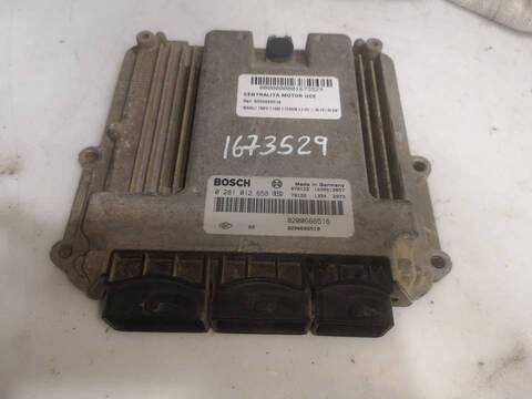 Foto 2ª: Centralita Motor ECU Nissan Primastar M9R780 (2007)