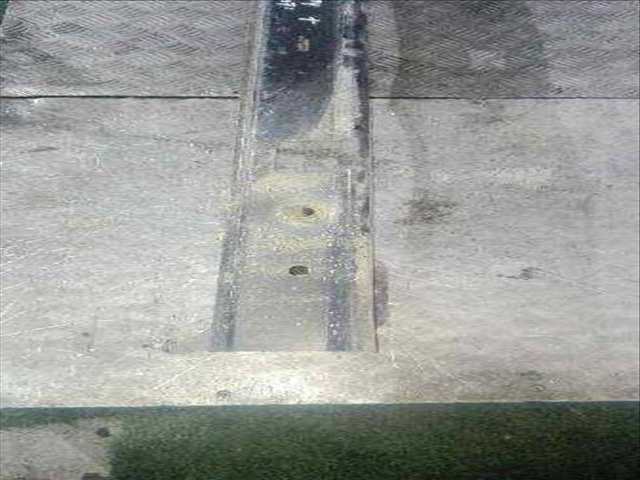 Foto 2ª: Refuerzo Paragolpes Trasero Citroen Jumpy 1.6 16V HDI 90CV 66KW (2007)