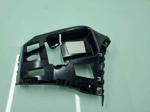 Foto 3ª: Refuerzo Paragolpes Trasero Bmw Serie 1 114 118D 143CV 105KW [N47D20C] (2012)