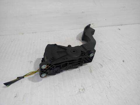 Foto 3ª: Pedal Acelerador Ford Focus TREND 101CV [HWDA] (2004)