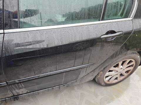 Foto 2ª: Puerta Trasera Izquierda Renault Laguna III 140CV [M9RG7] (2008)