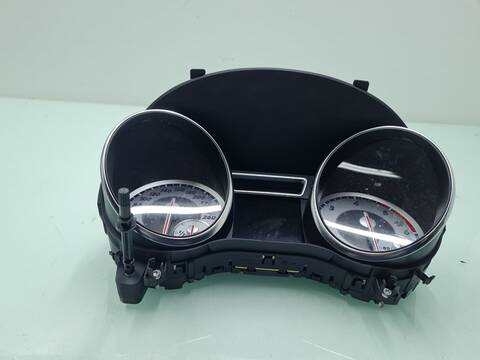 Foto 3ª: Cuadro de Instrumentos Mercedes Clase C 160 CLA 200 CDI 117.308) 136CV 100KW [651930] (2015)