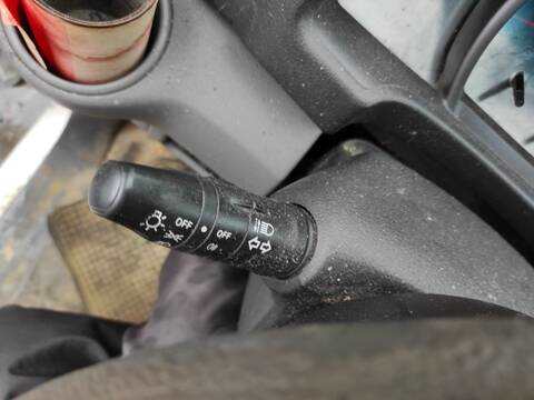 Mando Multifuncion Nissan NV200 K9K628
