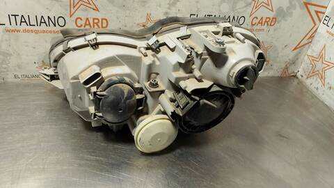 Foto 4ª: Faro Derecho Mercedes Clase C 160 180 COMPRESSOR 203.046) BERLINA 143CV 105KW [M271946] (2004)