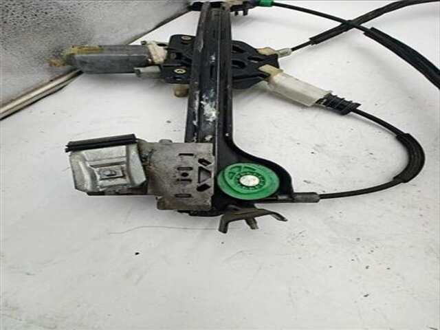 Foto 2ª: Elevalunas Eléctrico Delantero Izquierdo Peugeot 206 1.6 CC [1.6 LTR. - 80 KW 16V CAT (NFU - TU5JP4)] [NFU / TU5JP4]