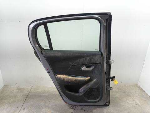 Foto 2ª: Puerta Trasera Izquierda Peugeot 208 1.2 PURETECH 100 101CV 74KW [HN05] (2020)