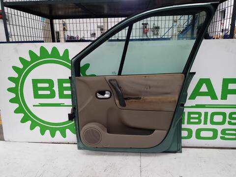 Foto 2ª: Puerta Delantera Derecha Renault Scenic 1.5 DCI DIESEL 106CV [D/ K9K P7] (2003)