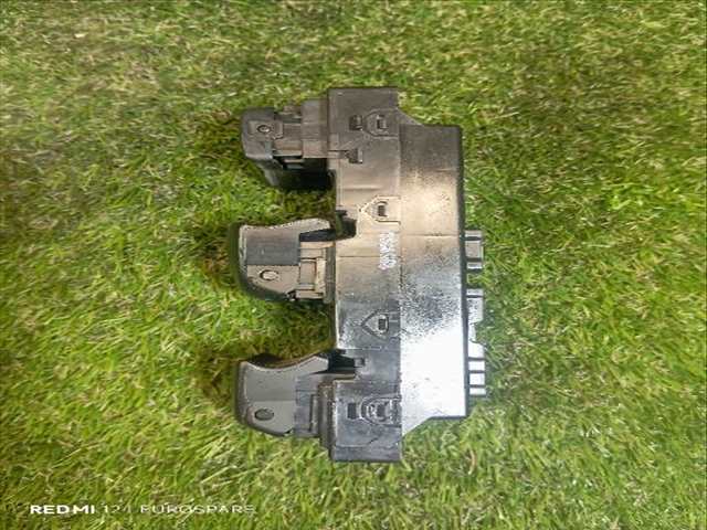 Foto 4ª: Botonera Elevalunas Nissan Navara 2.3 TD D23 [YS23] (2018)