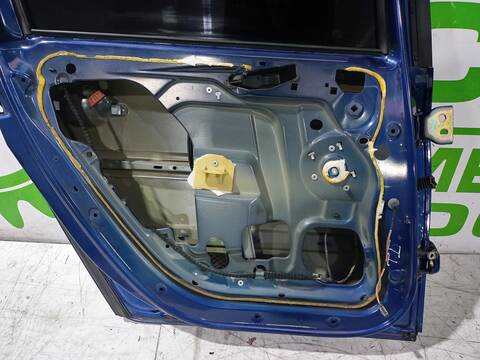 Foto 2ª: Puerta Trasera Izquierda Peugeot 307 1.6 16V CAT 109CV 80KW [9HY] (2004)
