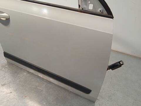 Foto 3ª: Puerta Delantera Derecha Skoda Octavia 2.0 TDI 4X4 150CV 110KW [CRMB] (2016)