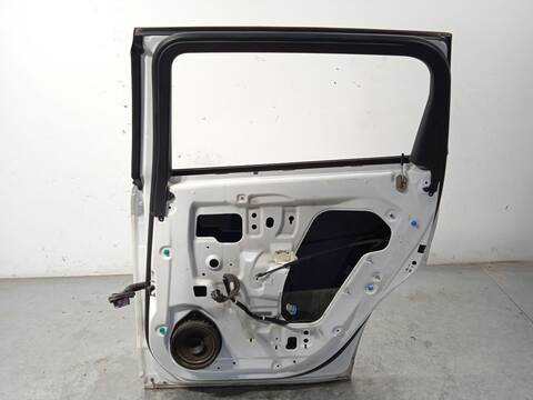 Foto 4ª: Puerta Trasera Derecha Chevrolet Orlando 2.0 D 163CV 120KW [Z20D1] (2012)