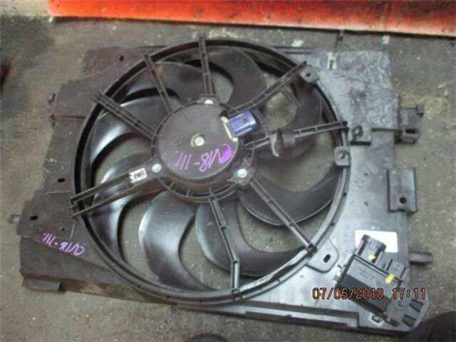 Foto 1ª: Electroventilador Dacia Sandero 0.9 STEPWAY PRESTIGE [0.9 LTR. - 66 KW TCE CAT] [H4BB408]