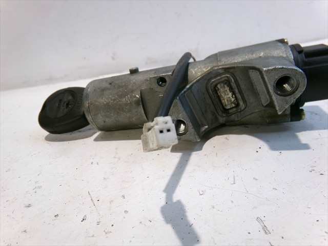 Foto 4ª: Antirrobo Nissan Primera 2.0 D RANCHERA.1999-2002 [CD20] (2001)