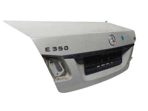 Portón Mercedes Clase E 180 E 350 CDI 207.322) COUPE