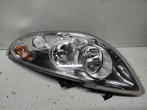 Faro Derecho Renault Master M9TB7