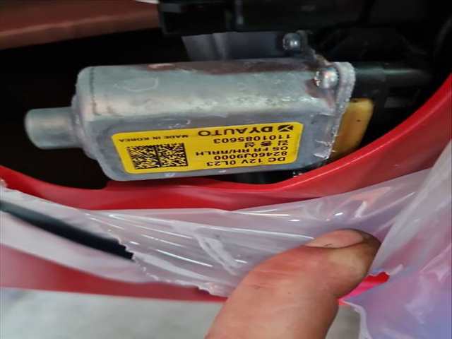 Elevalunas Manual Trasero Izquierdo Hyundai Kona 1.6 GDI HYBRID 105CV 77KW