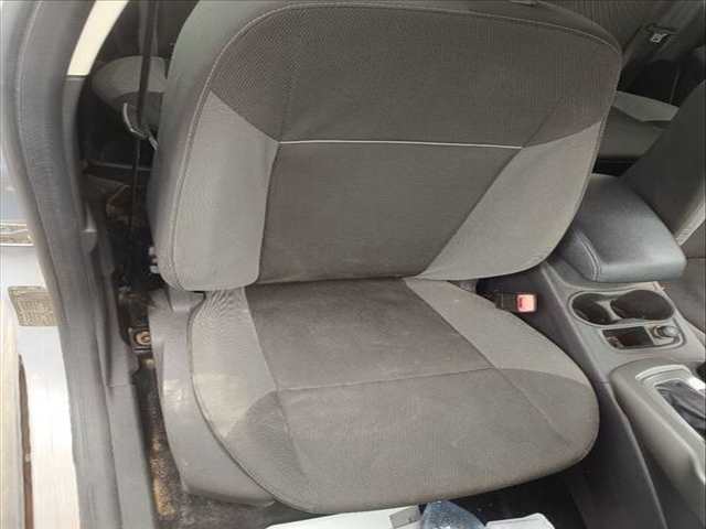 Asiento Delantero Derecho Ford Focus TREND 125CV 92KW