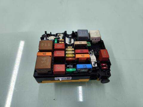 Caja Reles Fusibles Citroen C5 C-SERIES AIRCROSS 130CV 96KW