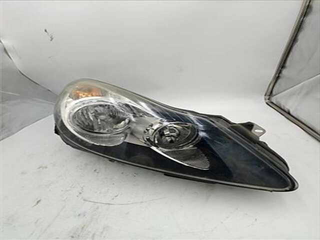 Foto 3ª: Faro Derecho Opel Corsa 1.2 111 YEARS [1.2 LTR. - 63 KW CAT (A 12 XER - LDC)] [A 12 XER / LDC]