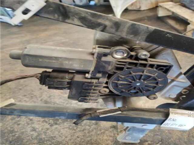 Foto 2ª: Elevalunas Eléctrico Trasero Derecho Audi A6 2.5 TDI [BFC]