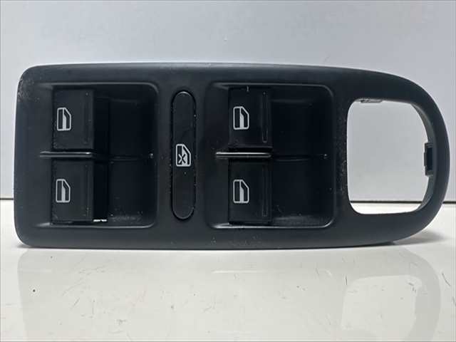 Botonera Elevalunas Volkswagen Golf 1.6 TDI VI