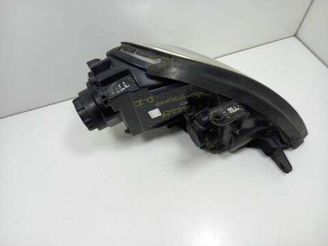 Foto 2ª: Faro Izquierdo Ssangyong Rexton D27DT (2007)