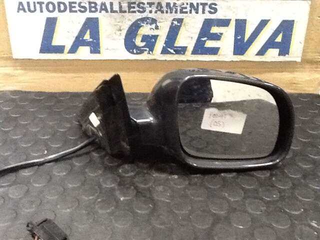 Retrovisor Derecho Volkswagen Passat 1.9 TDI