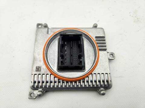 Foto 1ª: Centralita Faros Xenon Volkswagen Passat R-LINE 4 MOTION 193CV [DXNB] (2024)