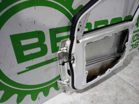 Foto 2ª: Puerta Delantera Derecha Ford Fiesta AMBIENTE 68CV (2001)