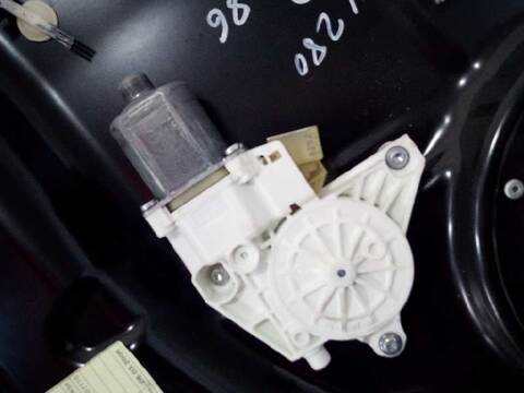 Foto 2ª: Elevalunas Manual Trasero Derecho Mercedes Clase ML 63 W164) 510CV 375KW (2005)