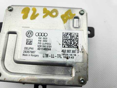 Foto 3ª: Centralita Faros Xenon Audi A4 BASIS 150CV 110KW [CJCD] (2014)