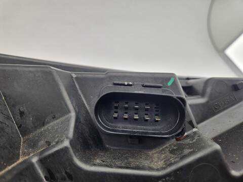 Foto 2ª: Faro Izquierdo Ford Transit 330 L2 TOURNEO TITANIUM HYBRID 184CV 136KW [BCFC] (2020)