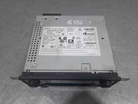 Foto 2ª: Sistema Audio Radio CD Mercedes Sprinter 314 CDI RWD 907.631 907.633 907.635 907.637) 143CV 105KW FURGONETA [651958] (2022)