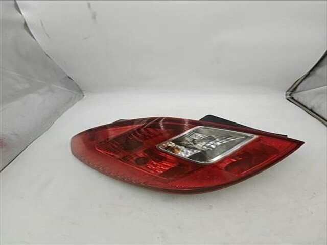 Foto 3ª: Piloto Trasero Izquierdo Opel Corsa 1.2 ENJOY [1.2 LTR. - 59 KW 16V CAT (Z 12 XEP - LB4)] [Z 12 XEP / LB4]