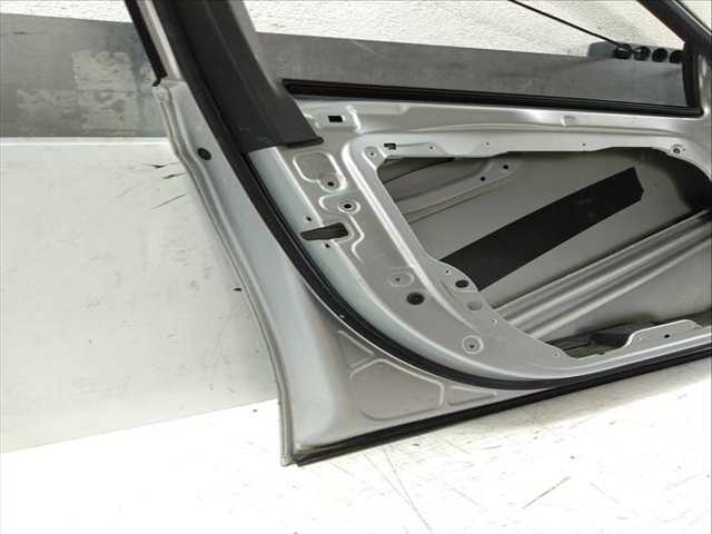 Puerta Delantera Izquierda Mercedes Clase E 180 194 CV 143KW