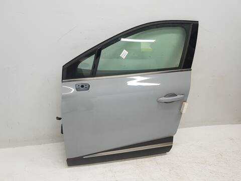 Foto 3ª: Puerta Delantera Izquierda Renault Clio SIN DEFINIR