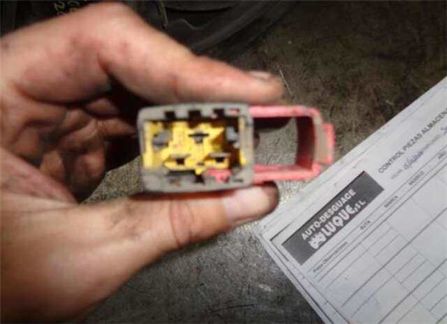 Foto 2ª: Electroventilador Peugeot 206 2.0 CC [2.0 LTR. - 100 KW 16V CAT (RFN - EW10J4)] [RFN (EW10J4)]