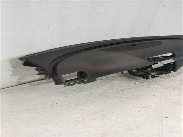 Salpicadero Volkswagen Passat 2.0 TDI 16V 140CV 103KW