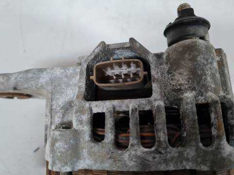 Foto 3ª: Alternador Mitsubishi Montero 1800 GDI COMFORT I 3-PTAS.) 120CV 88KW [4G93GDI] (2003)